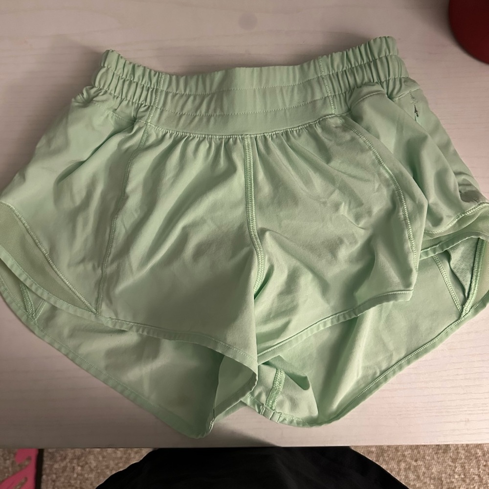 lululemon wild mint hotty hots